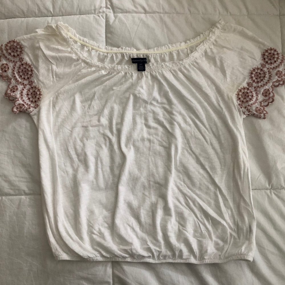 American Eagle Off the Shoulder Embroidered Sleeve